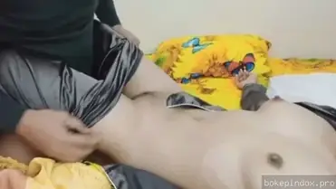 Diam-diam creampie pacar imut saat dia lagi teler