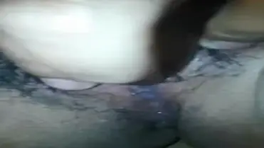 Tante Cantik Pasrah Goyang Kasur Mantap Crot